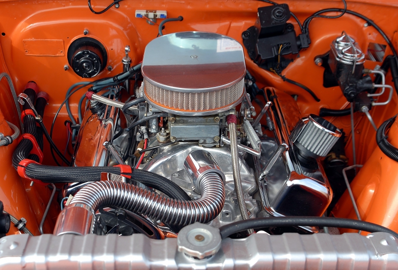 garagiste-ROQUEFORT LES PINS-min_car-engine-1738309